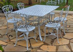 Mesa retangular de 6 lugares para área externa